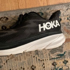 Men’s Hoka Clifton 9 Shoes - BARELY WORN